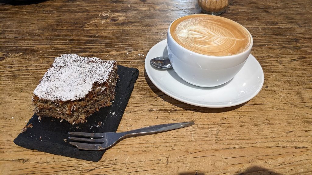 Cappuccino és brownie
